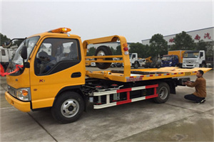 溪湖区哪里有拖车服务